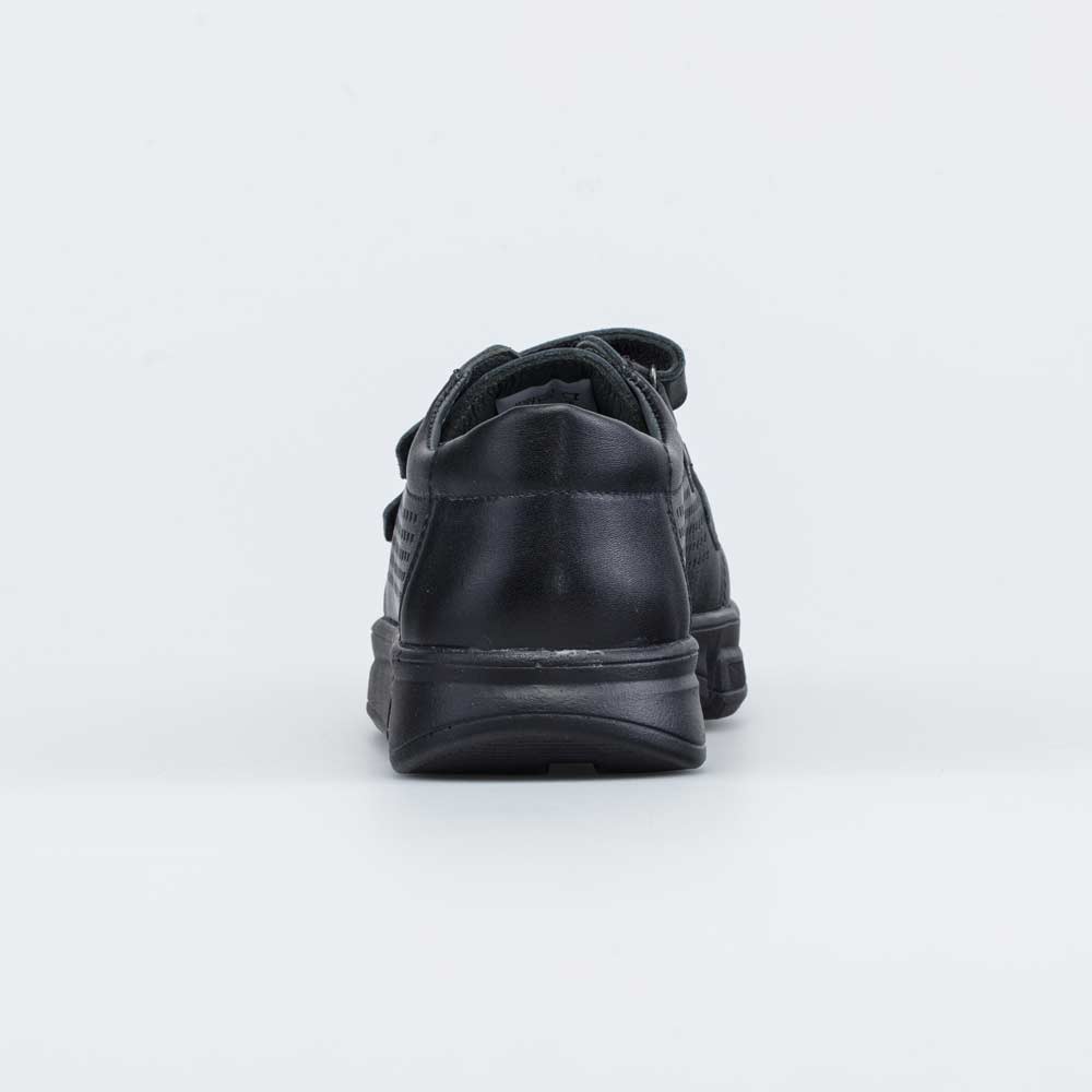 Голи мен яки жыныстық қатынасқа түседі