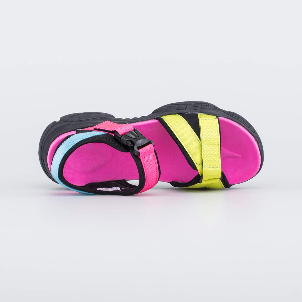 Эванна Линч актрисаның порно фотосуреттері